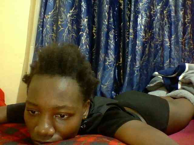 Sweetebonny webcam