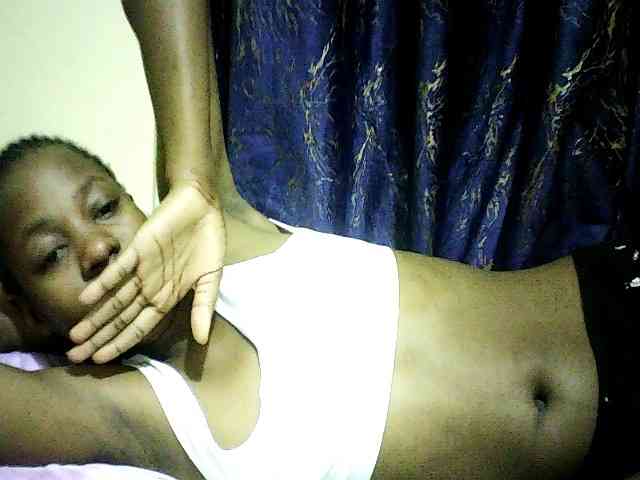 Sweetebonny webcam