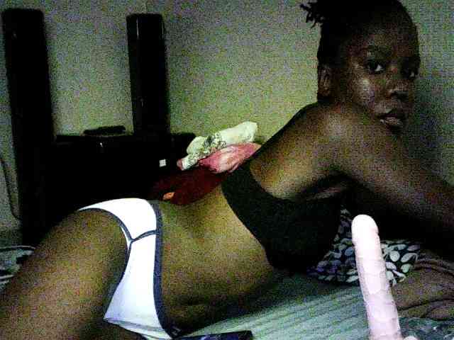 Sweetebonny webcam