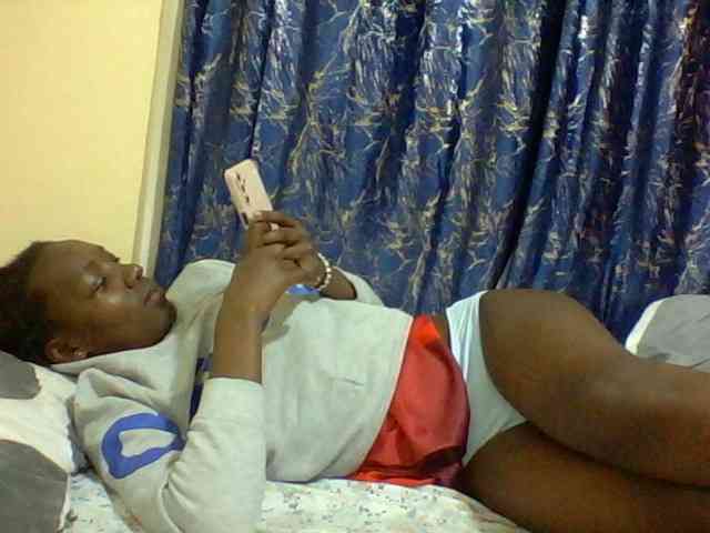 Sweetebonny webcam