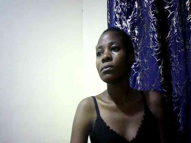 Sweetebonny webcam