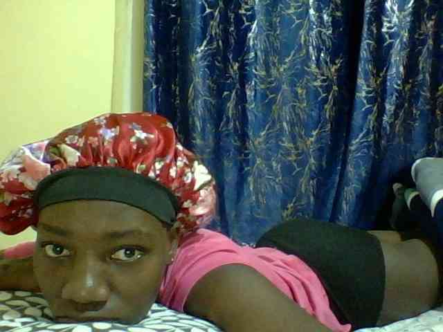 Sweetebonny webcam