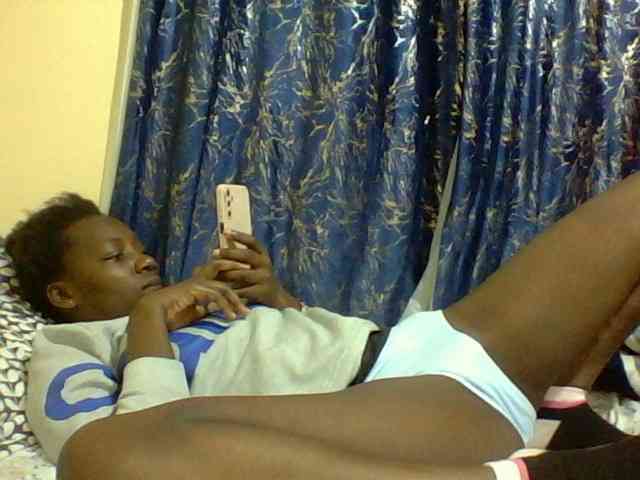 Sweetebonny webcam