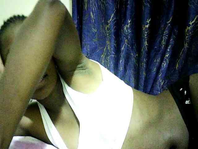 Sweetebonny webcam