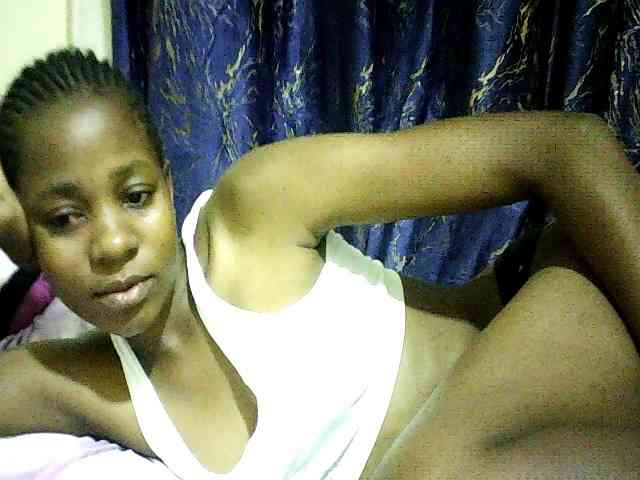 Sweetebonny webcam