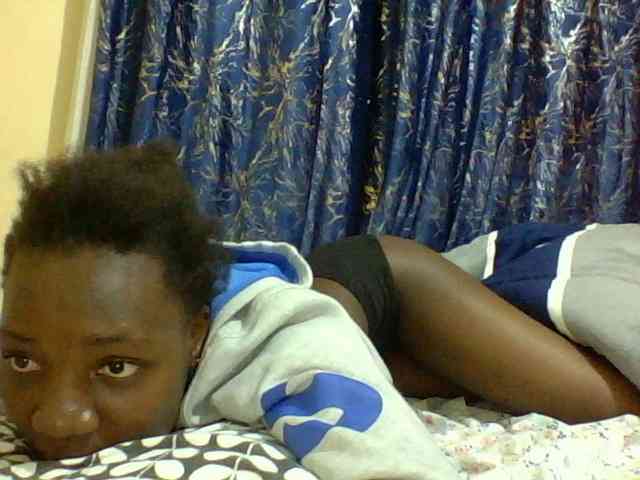 Sweetebonny webcam