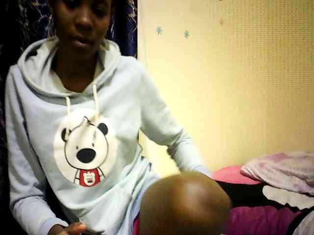 Sweetebonny webcam