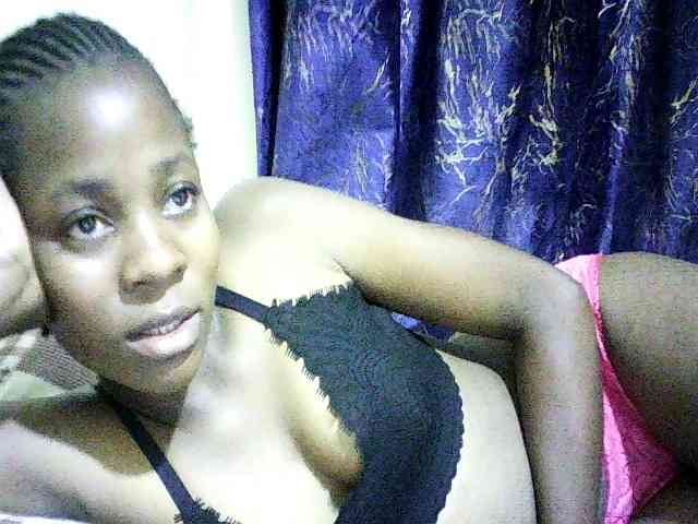 Sweetebonny webcam