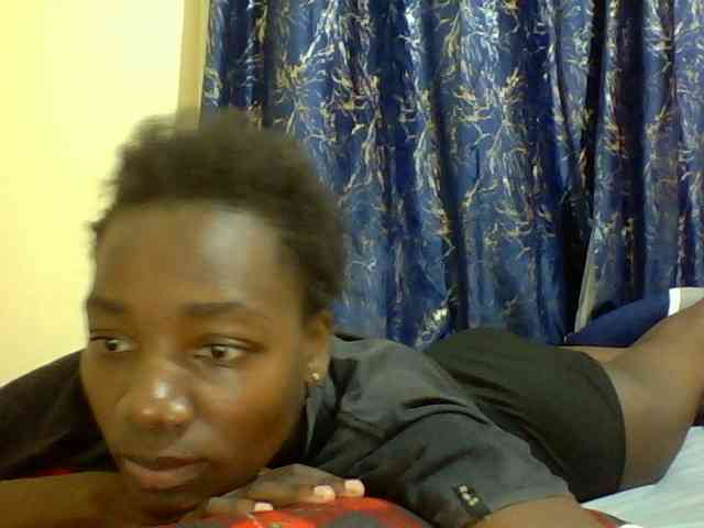 Sweetebonny webcam