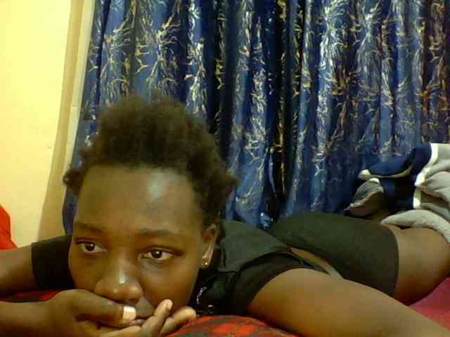 Sweetebonny webcam