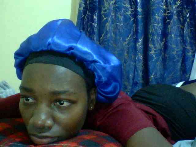Sweetebonny webcam