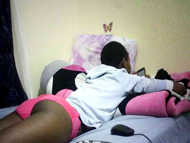 Sweetebonny webcam