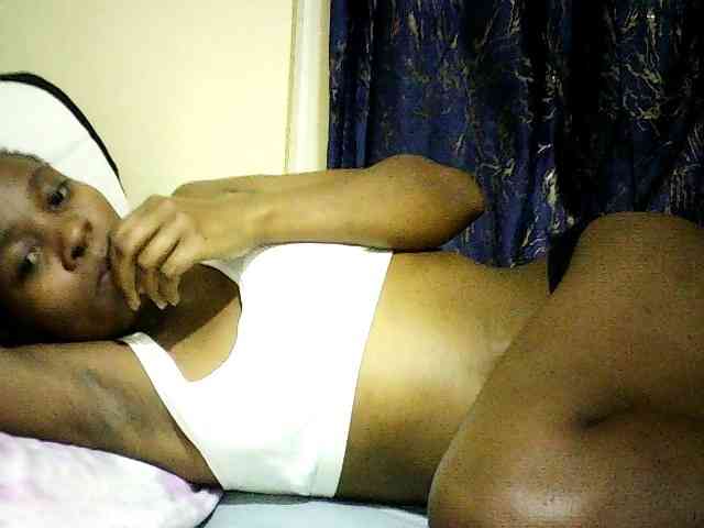 Sweetebonny webcam