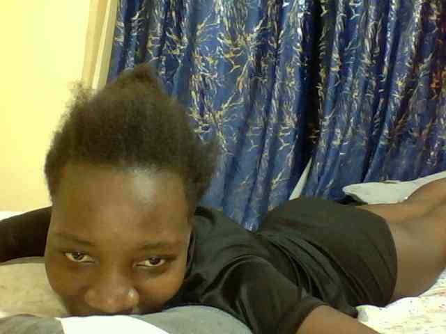 Sweetebonny webcam