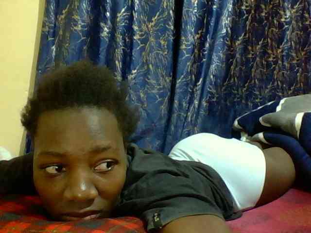 Sweetebonny webcam
