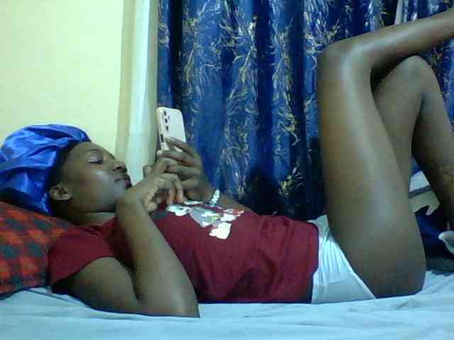 Sweetebonny webcam