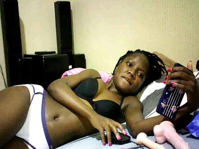 Sweetebonny webcam