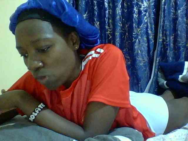 Sweetebonny webcam