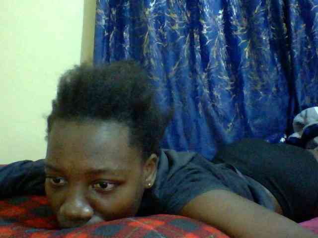 Sweetebonny webcam