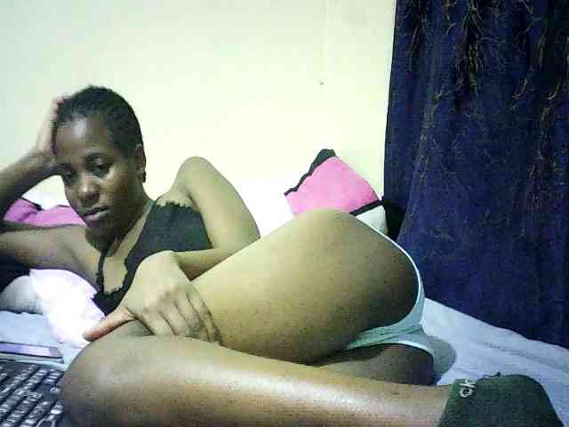 Sweetebonny webcam