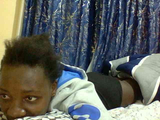 Sweetebonny webcam