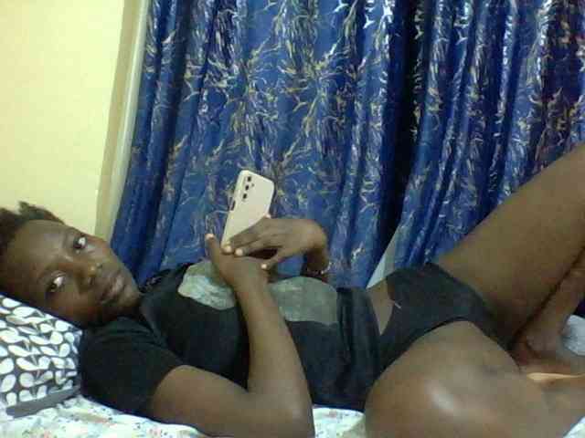 Sweetebonny webcam
