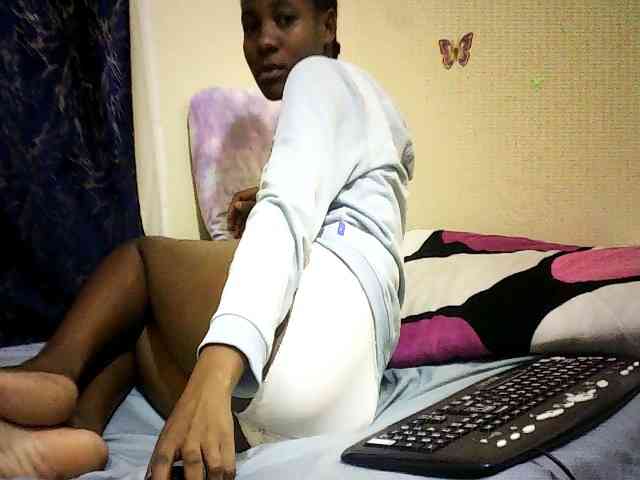 Sweetebonny webcam
