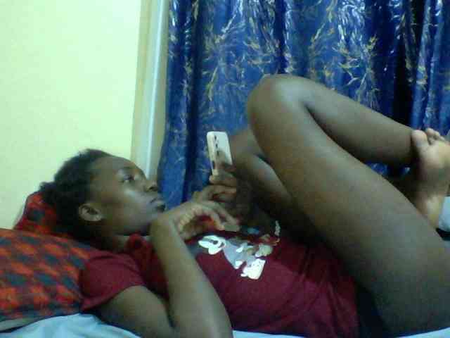 Sweetebonny webcam