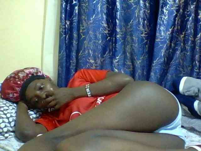 Sweetebonny webcam