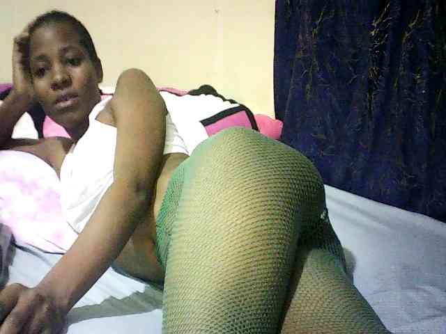 Sweetebonny webcam