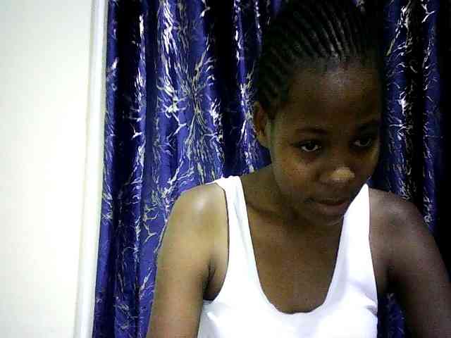 Sweetebonny webcam