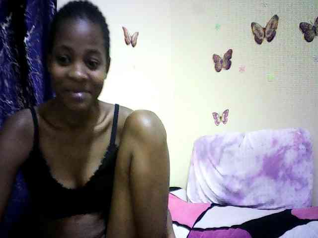 Sweetebonny webcam