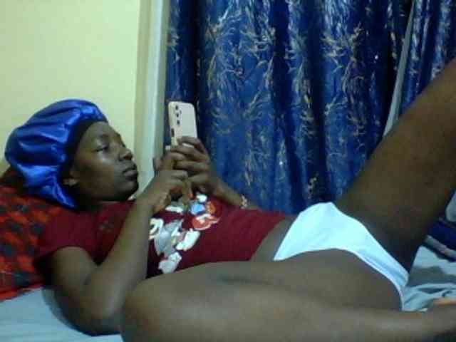 Sweetebonny webcam