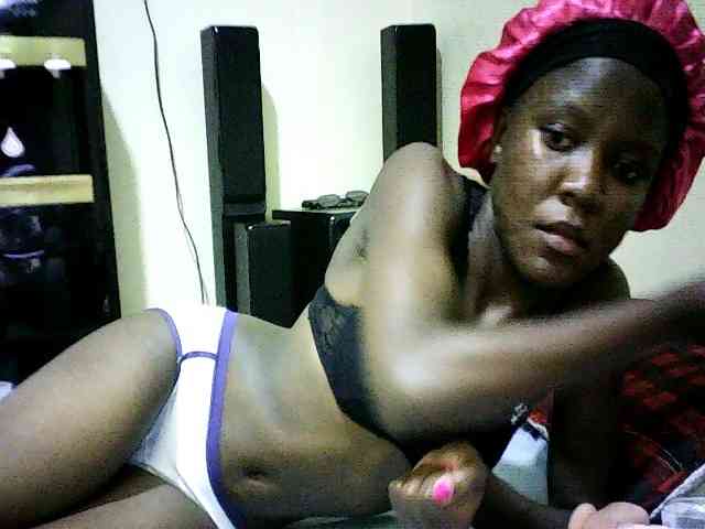 Sweetebonny webcam