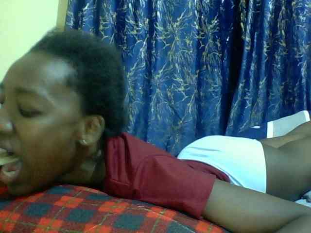 Sweetebonny webcam
