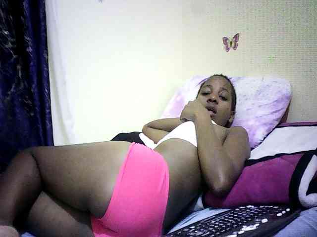 Model: Sweetebonny