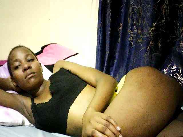 Sweetebonny webcam