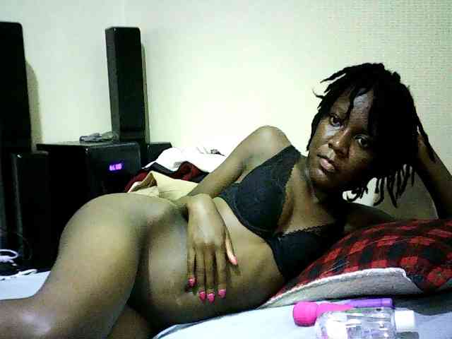 Sweetebonny webcam