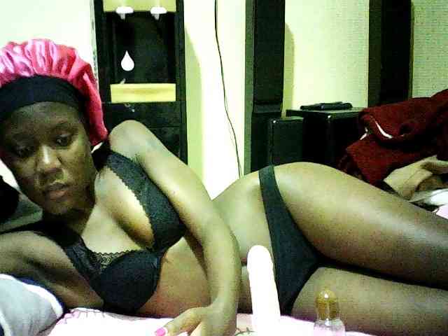 Sweetebonny webcam