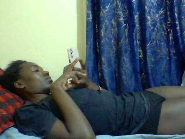 Sweetebonny webcam
