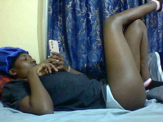 Sweetebonny webcam