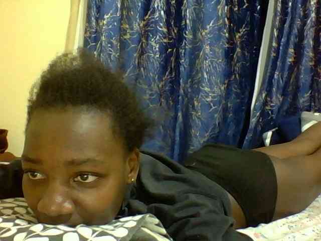 Sweetebonny webcam