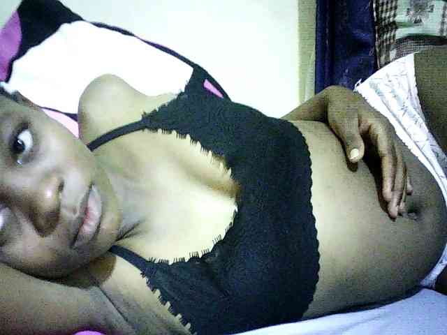 Sweetebonny webcam