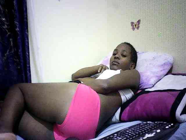 Sweetebonny webcam