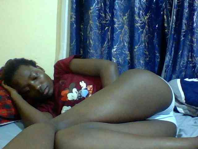 Sweetebonny webcam