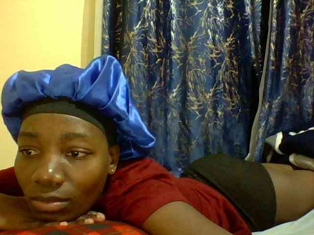 Sweetebonny webcam