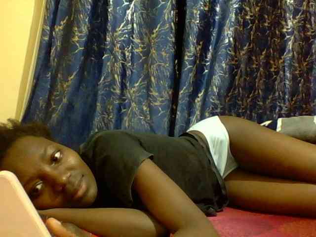 Sweetebonny webcam