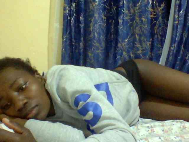 Sweetebonny webcam