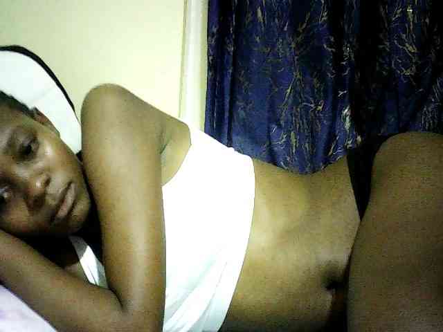 Sweetebonny webcam