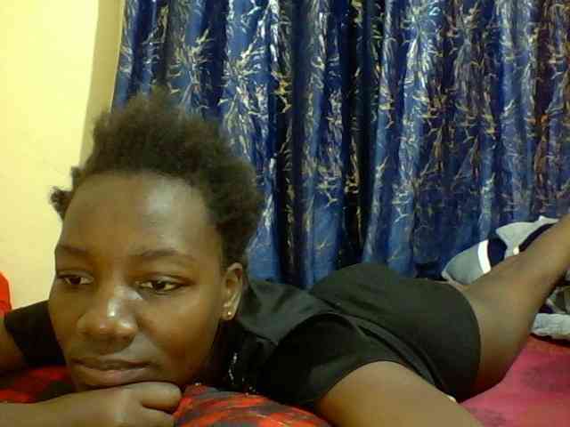 Sweetebonny webcam